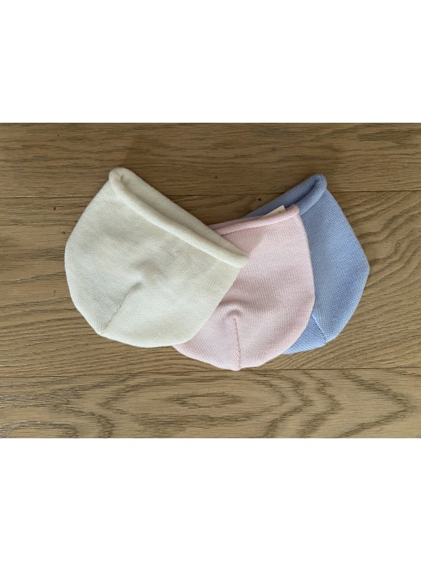 Cappellino in pura lana